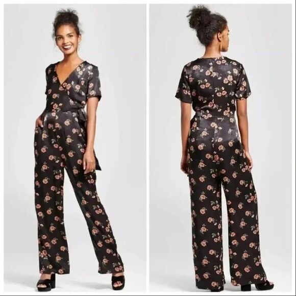 XHILARATION Black Peach Floral Satin Silky Tie Wrap Wide Leg VNeck Jumpsuit - Picture 1 of 5